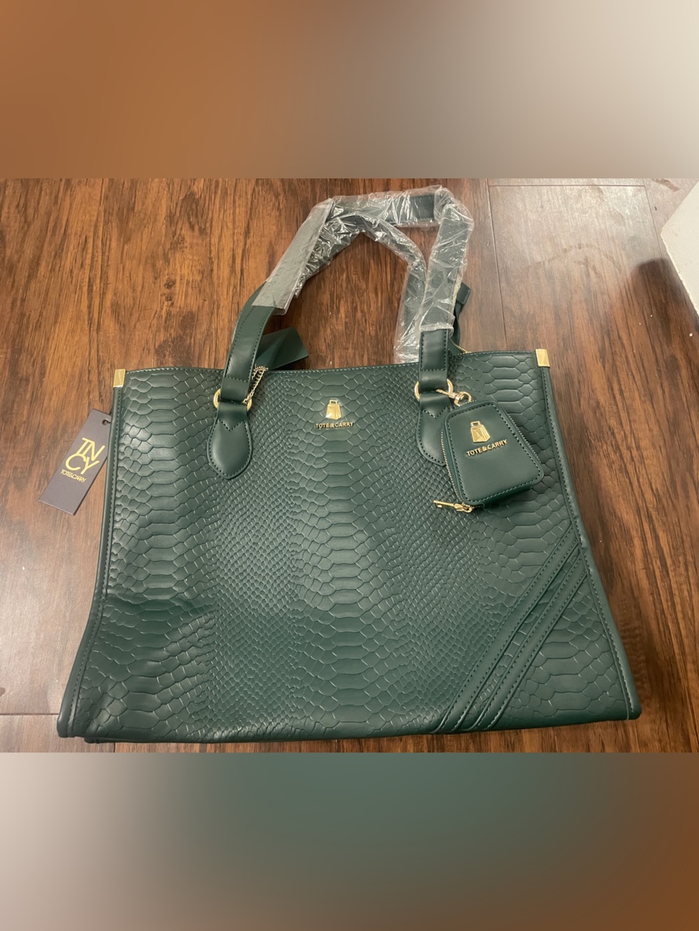 Classic Dark Green Textured Tote with Gold Accents